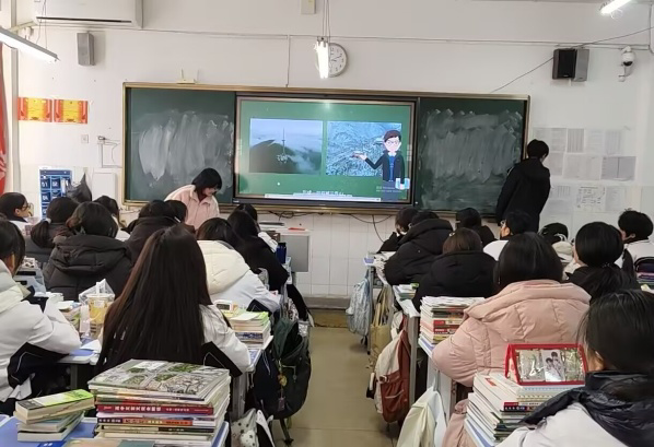 d33e3121151e4c6aa582373a159c350d.jpeg